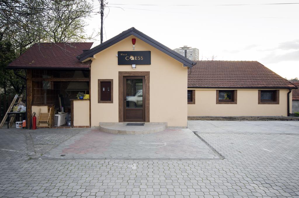 Villa Chess